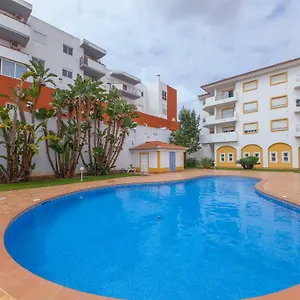 Di 100 M² Con 2 Lagos